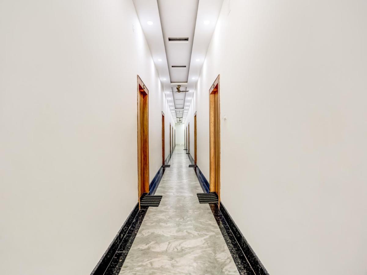 Oyo 75850 Vishwanath Guest House Varanasi Luaran gambar
